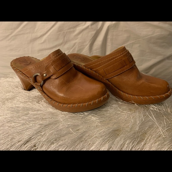 Frye clogs Clearance
